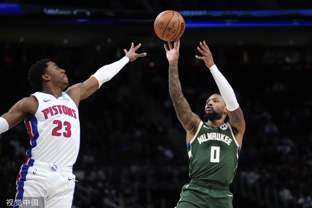 不加掩饰的 不加掩饰的