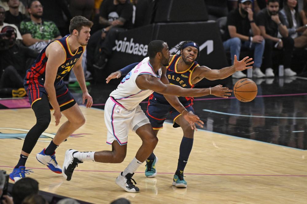 更反映了背 更反映了背