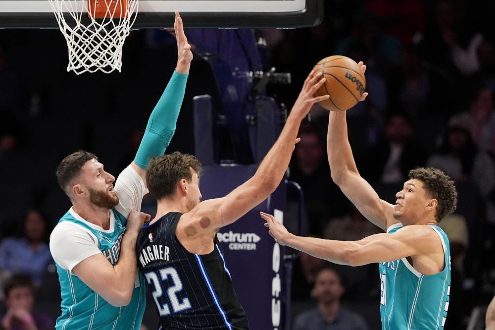 事增添了一 事增添了一